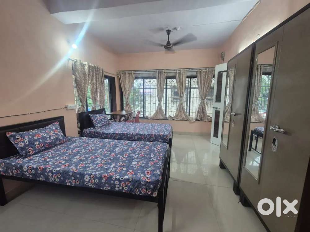 IN GHANSOLI Premium quality pg at prime location ac Non ac no brokerag