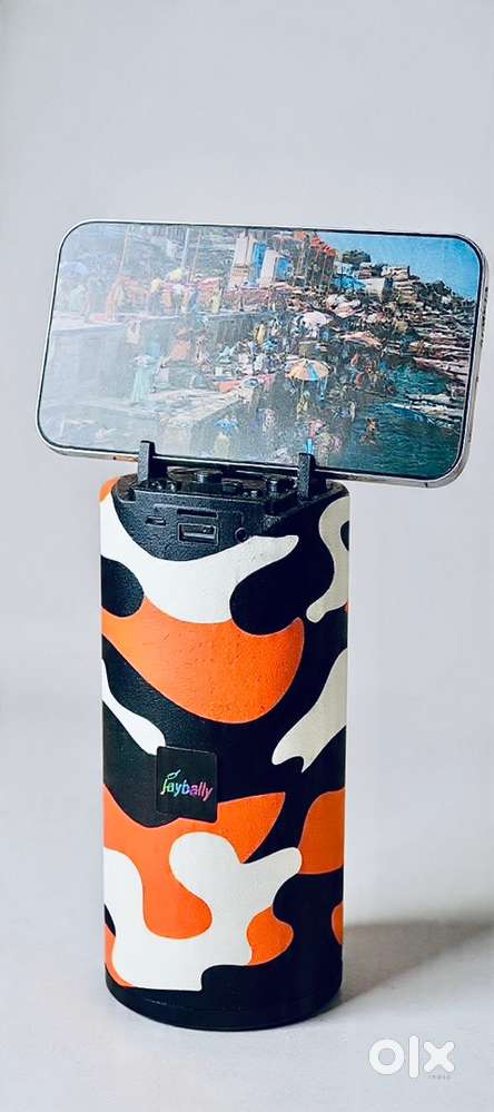 Wireless Bluetoothes, 8 hours backup chargable