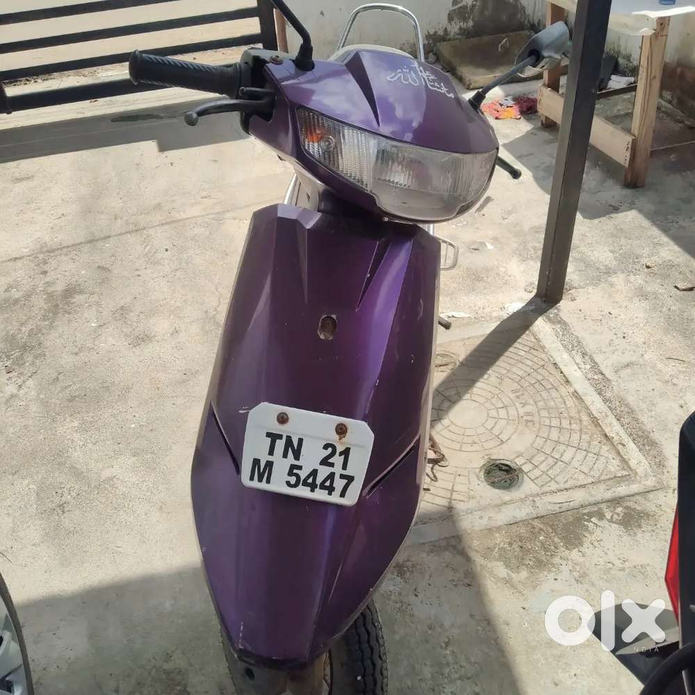 Scooty ES in good condition with self start.