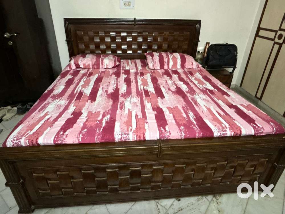 Double bed