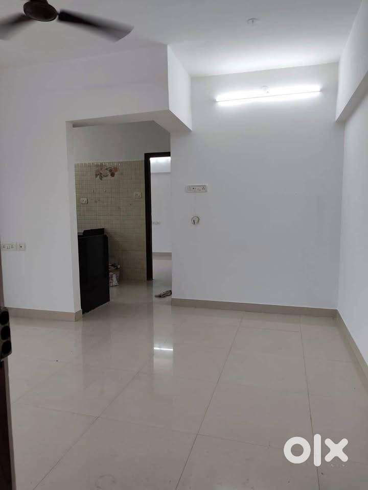 20 min Bkc UnFurnished 1 Bhk Flat Rent Kurla Bachelor most welcome Hur