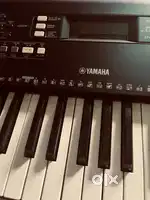 Yamaha PSR-E-363 61-Key Touch Sensitive Portable Keyboard