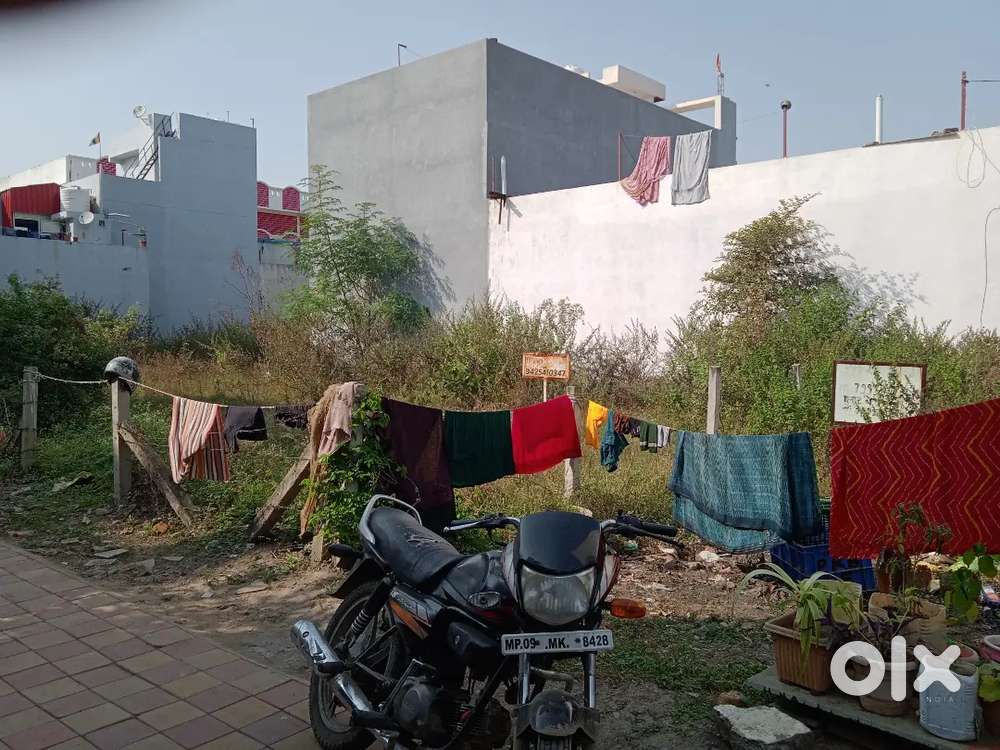 I am selling my plot