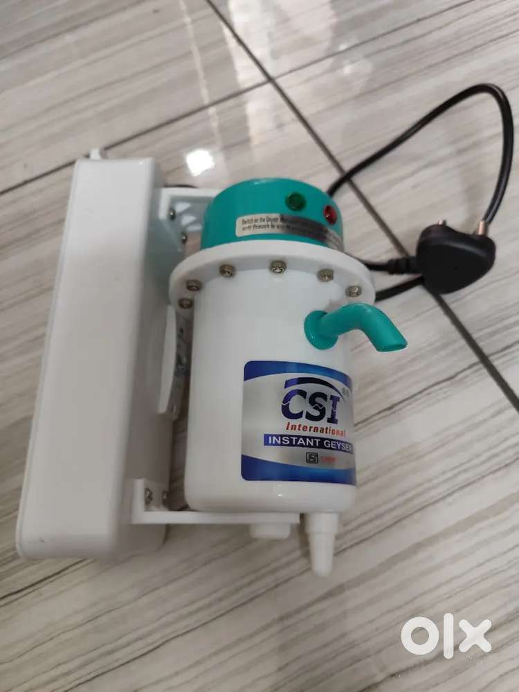 PORTABLE GEYSER

INSTANT HOT WATER
