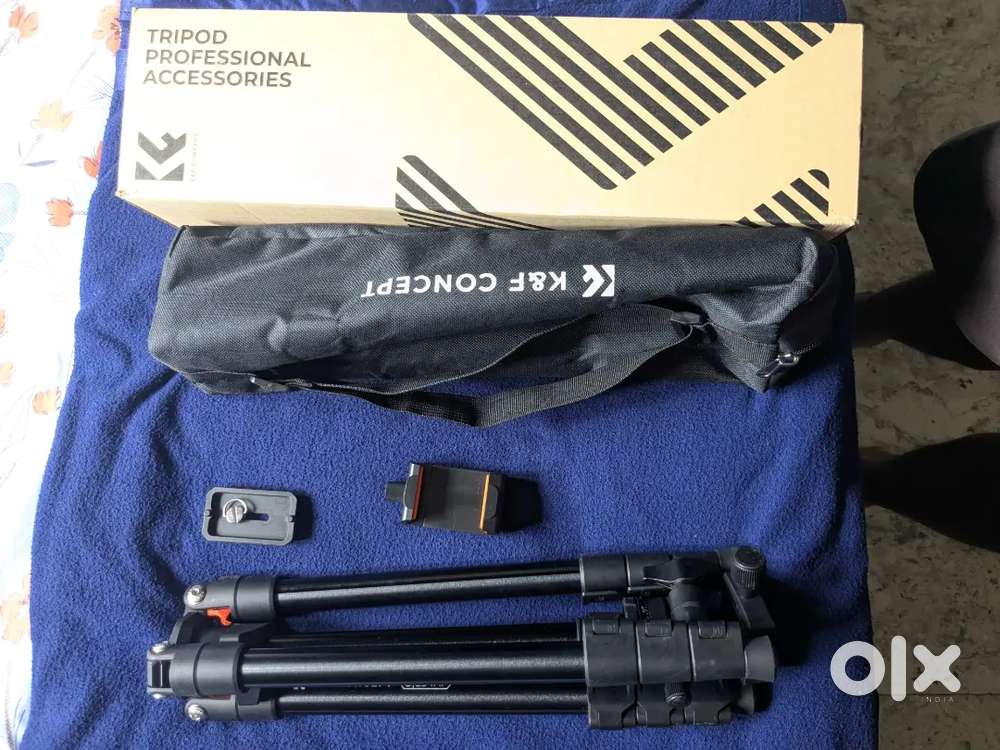 K&F Concept professional tripod with bag and box (purchased April)