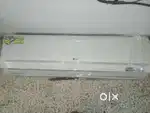 LG  A/C 1 TON