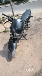 Bajaj pulsar 125 bilkul new condition single hand drive
