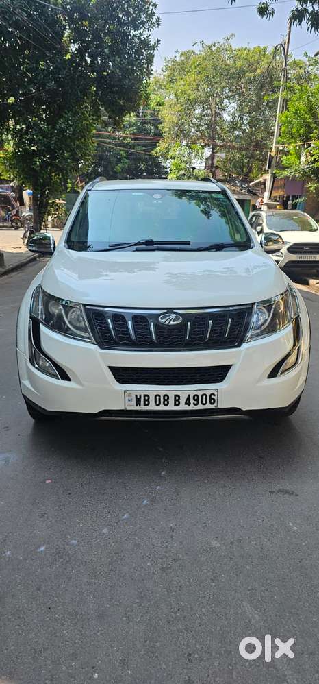Mahindra XUV500 W8, 2016