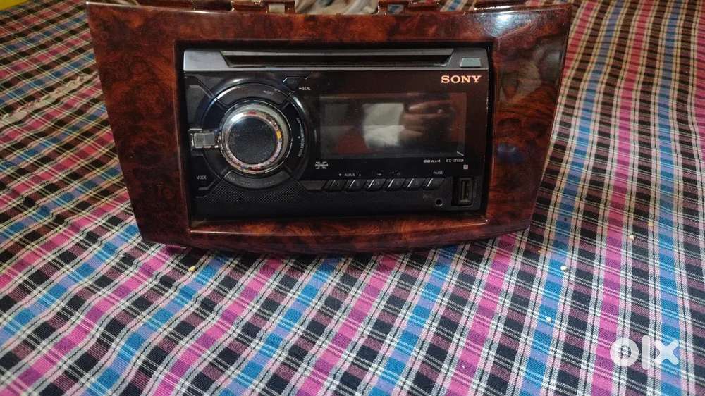 SWIFT car music system