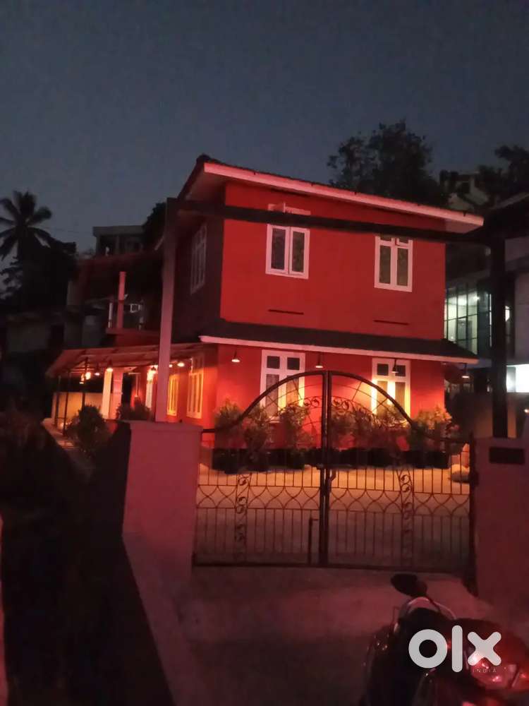 Housekeeping staff for homestay