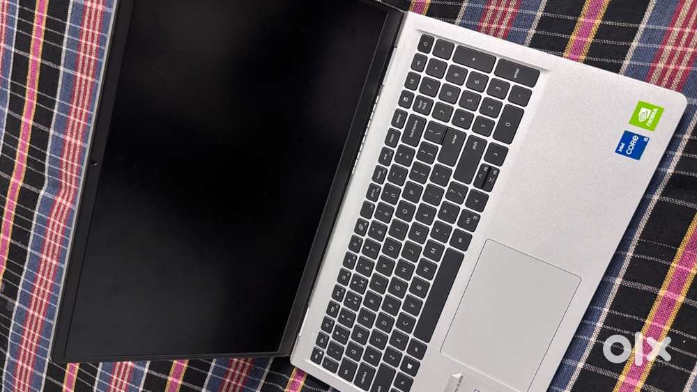 DELL i5 LAPTOP