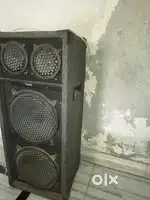 Thukral speaker with 4 channel amp