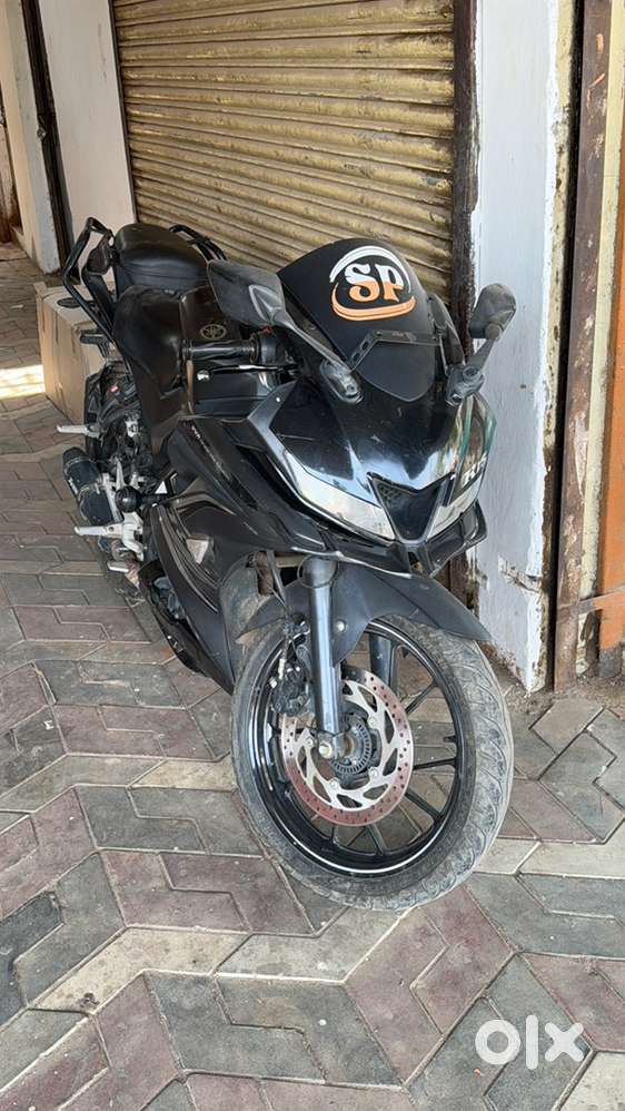 Yamaha r15