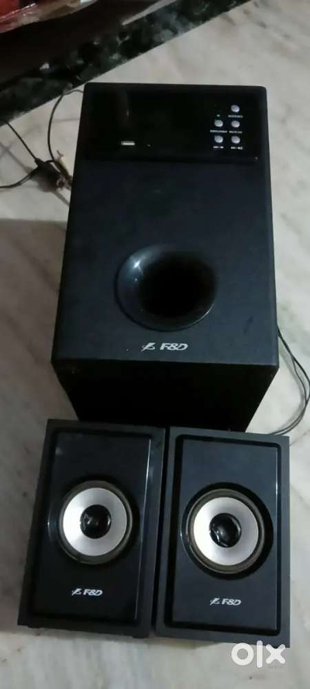 Very good condition home theatre