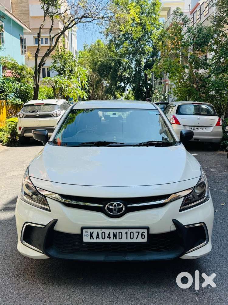 Toyota Glanza 1.2 E, 2023, Petrol