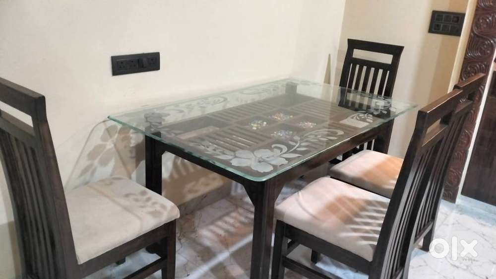 dining table 4 seater long size