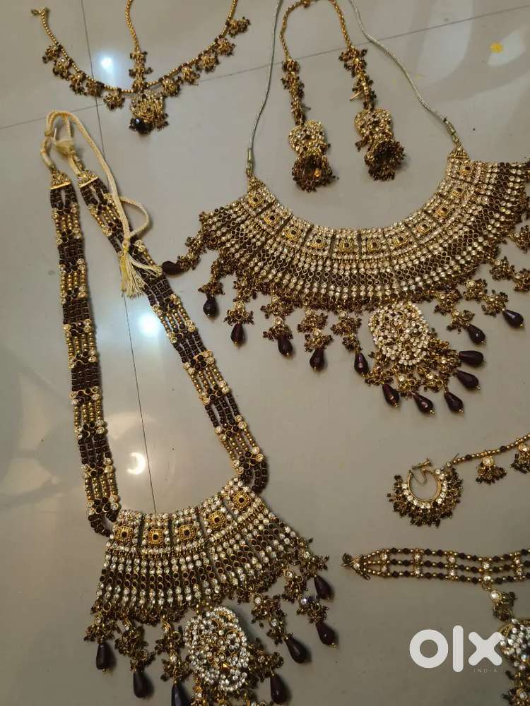 Bridal jewellery set