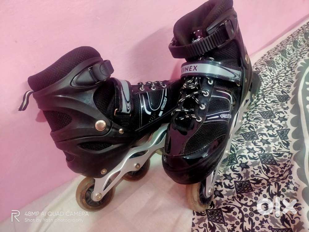 Skating shoes inline