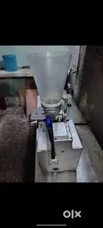 Momo Making Machine