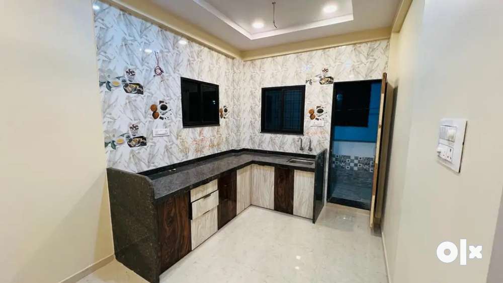 2bhk flat for rent in manish nagar