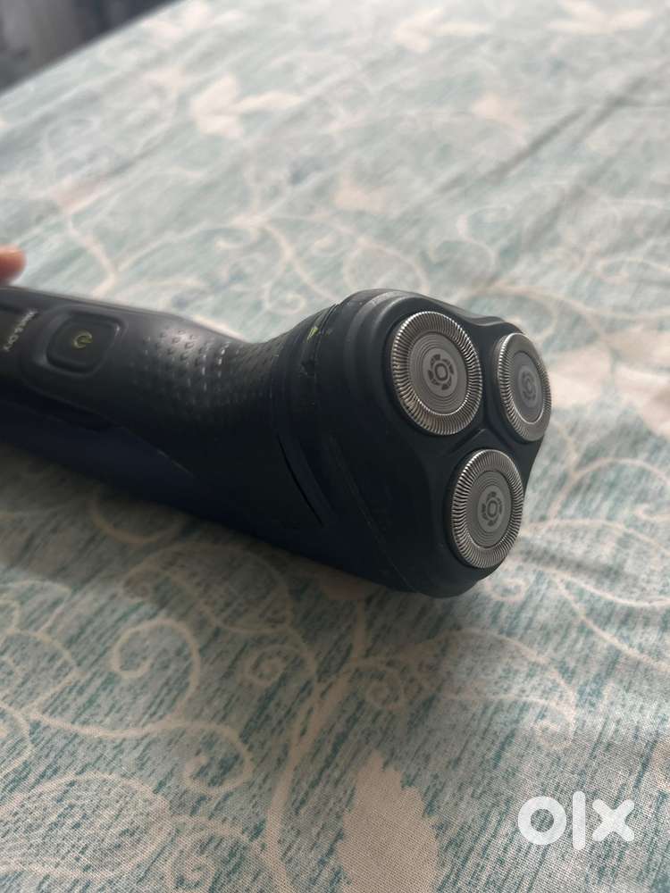 Philips AquaTouch Cordless electric shaver