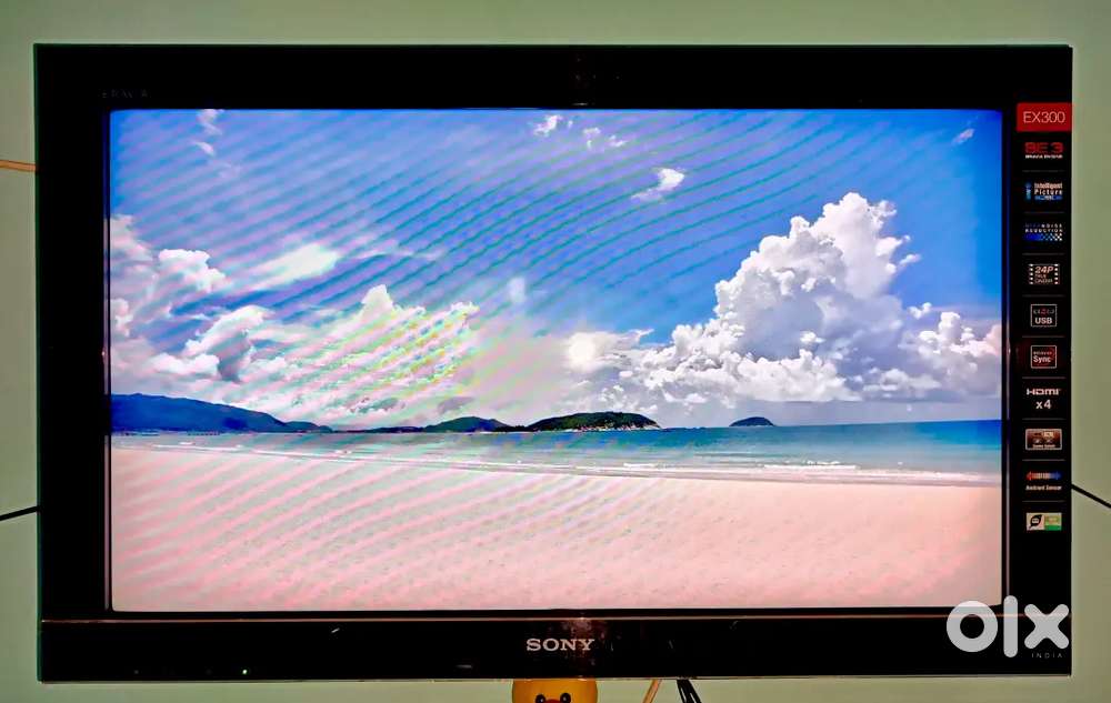 Sony Bravia 32 LCV TV