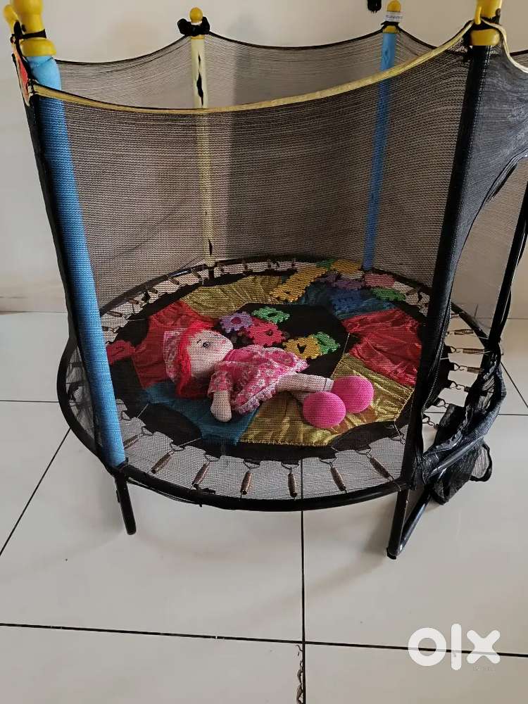 Jumping Trampoline / Jhula for kids