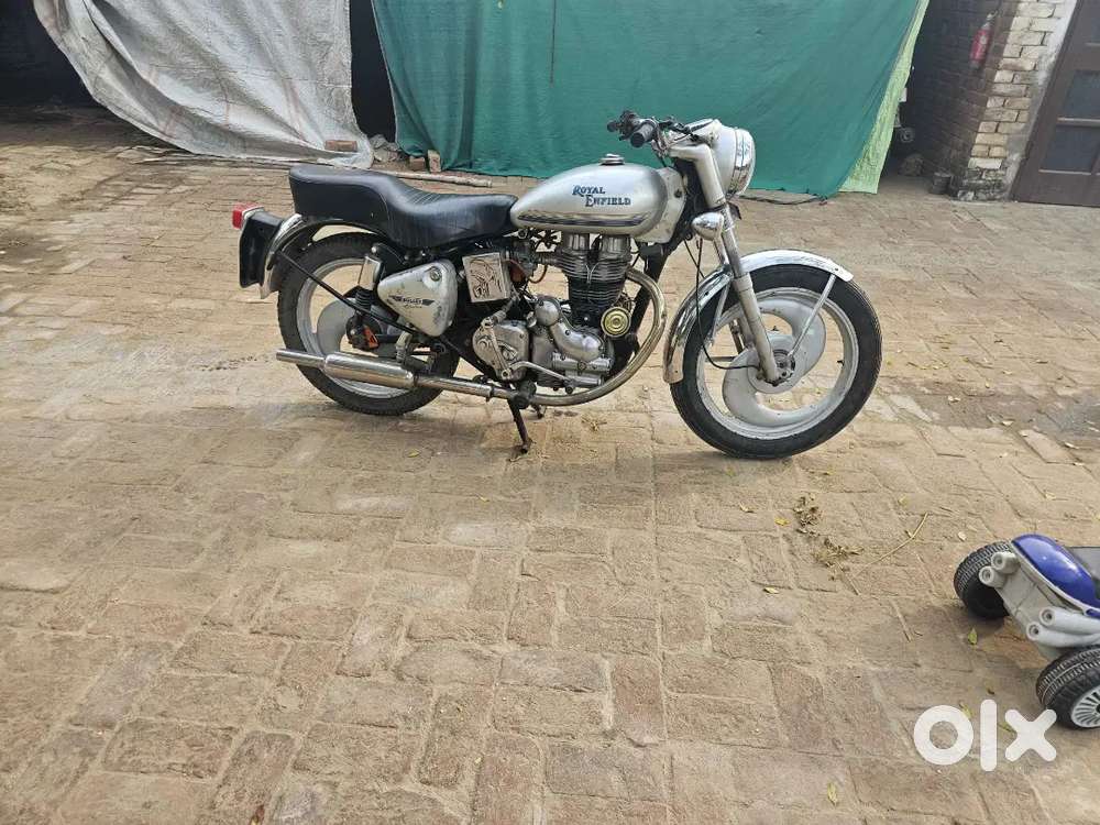 Good condition hai..full okk Voice