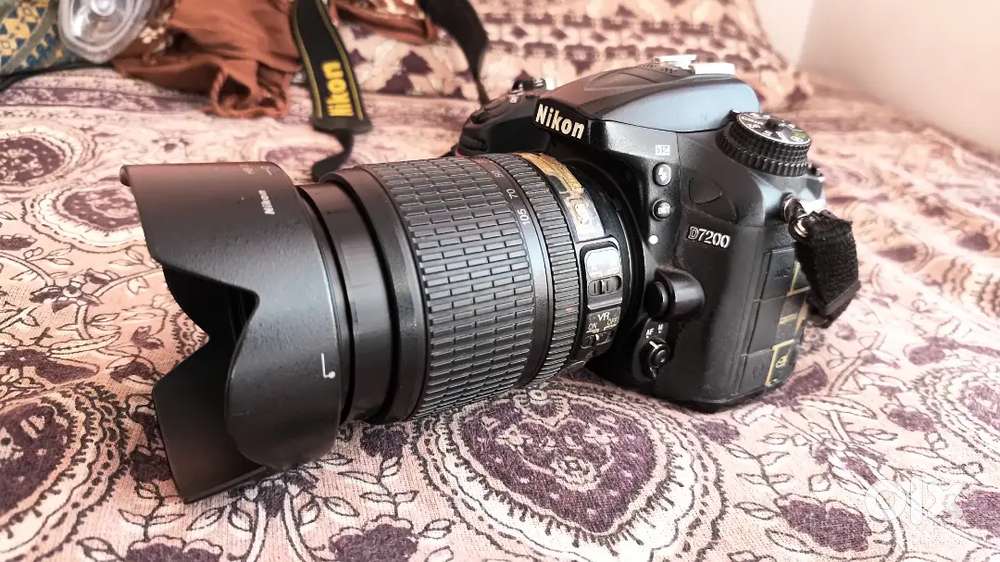 Nikon D7200 camera complete condition