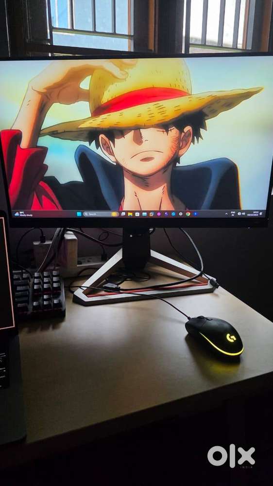 Custom-Built Gaming PC + 1080p 144Hz Monitor