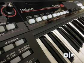 Roland XPS 10 keyboard
