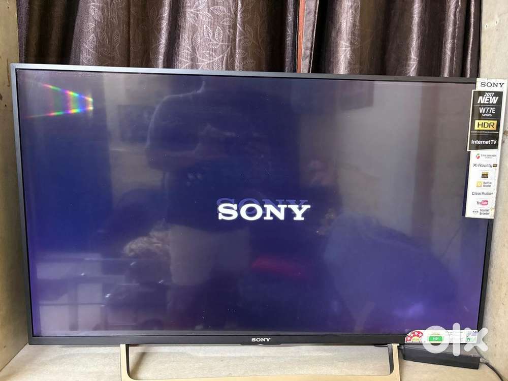 Sony Bravia 43 Inch LED Full HD TV (KLV-43W772E).
