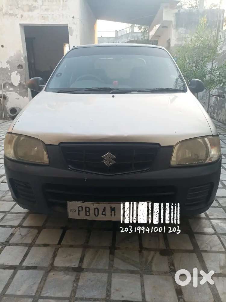 Alto car ac heater sab chalda tyre 60% hai family car full ok aa koi p