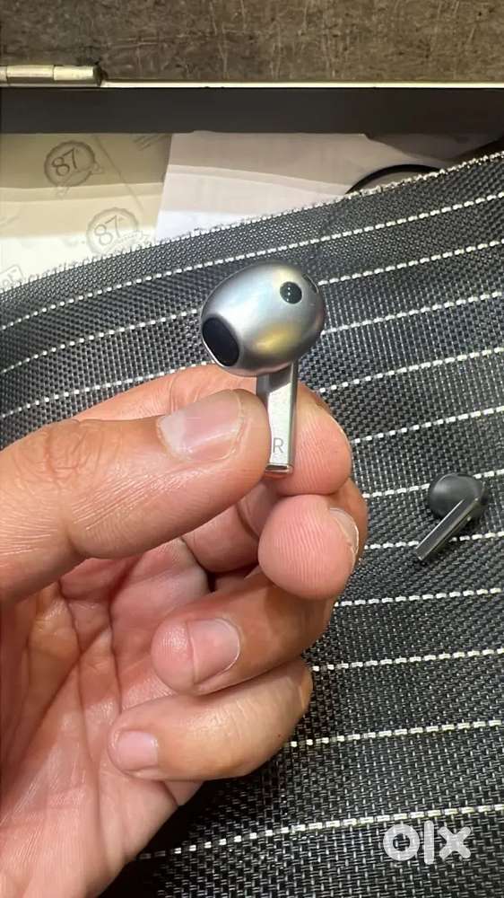 Samsung Galaxy Buds 3