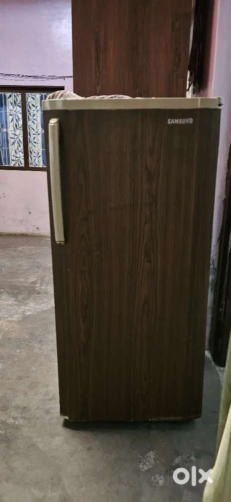 165 ltrs Fridge SAMSUNG
