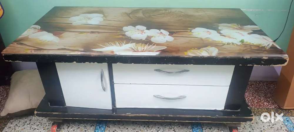 Center table