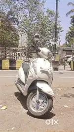 Access 125 bs6 drum white full condition servicing bhi kara kr dunga