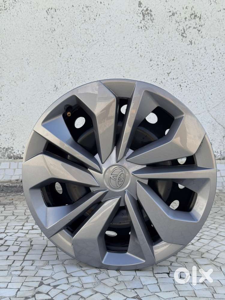 Toyota Taisor Steel Wheel Rim with Wheel Cap