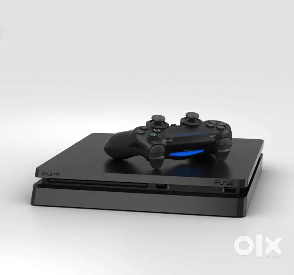pP4 gaming station with controller