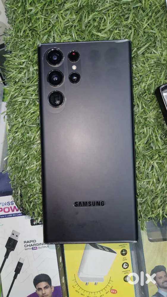 Samsung galaxy s22 utha.   12/256