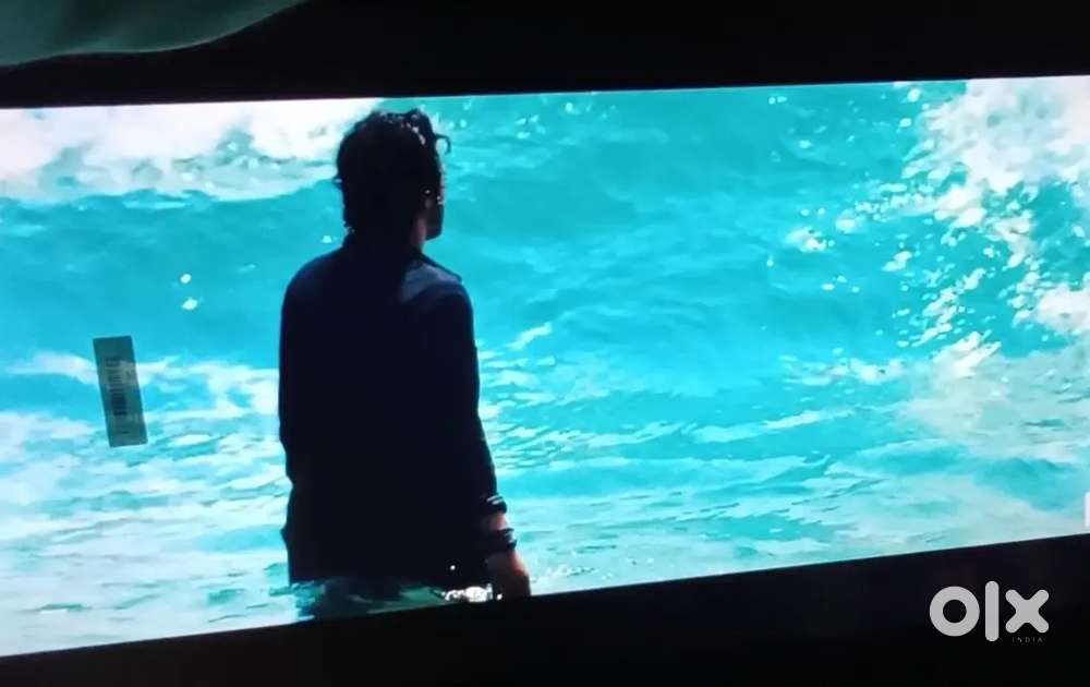 32 inch ultra thin smart tv
