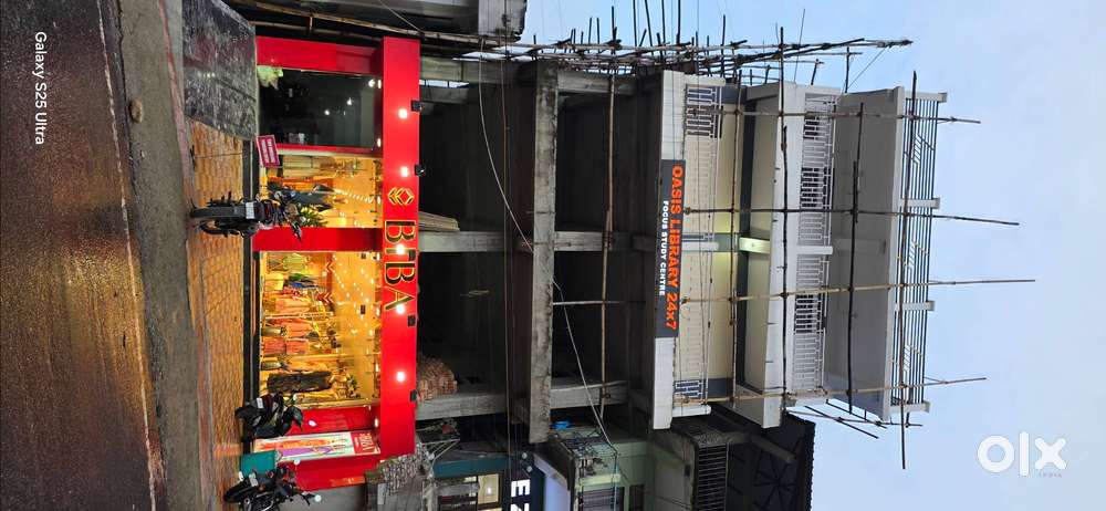 Commercial Buildin for Rent / Lease