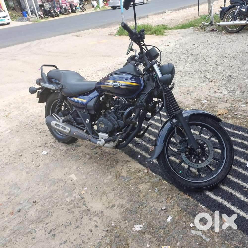 Bajaj avenger (2016)
