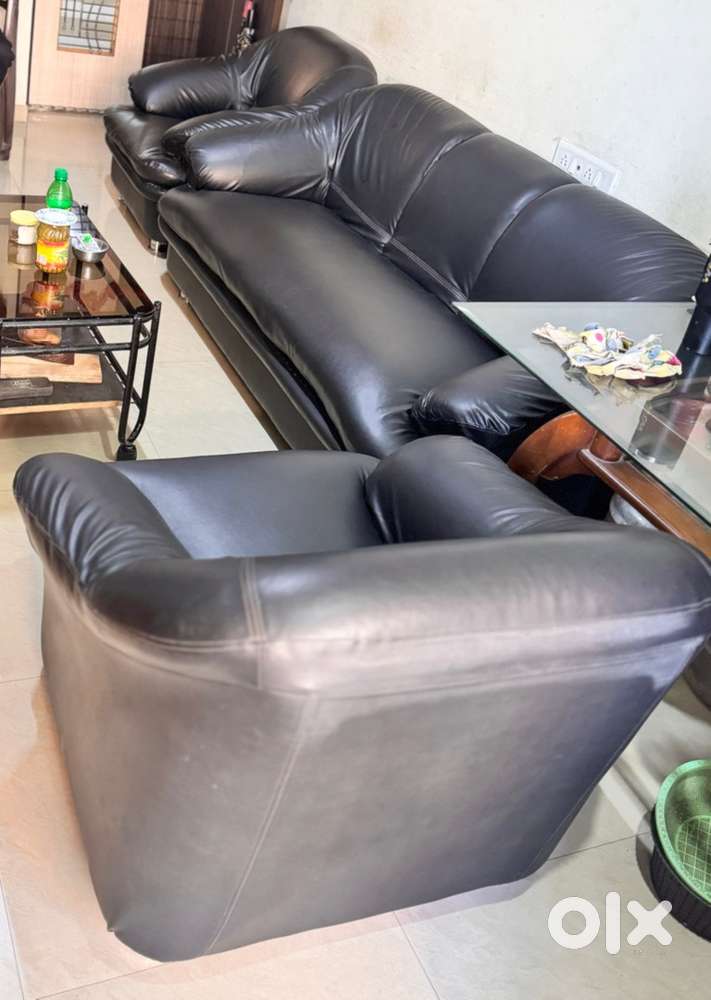 Nice sofe almost new