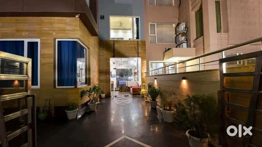 HOTAL AND SPA RIQURMANT FEMALE ONLY