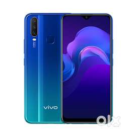 Vivo Y15 मोबाईल आहे  ओरिजनल चार्जर ओरिजनल बिल मिळेल.