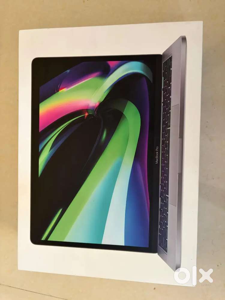 Macbook pro m1 16gb ram and 512 ssd