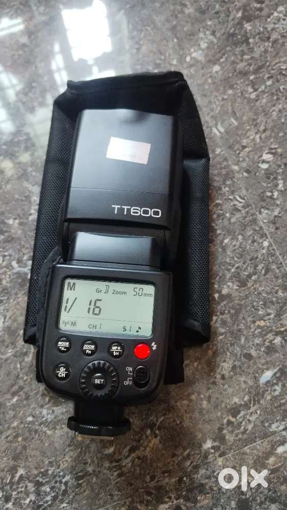 TTL 600 Nikon Mount TTL flash
