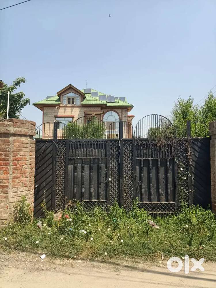 Building with land avlb on magam road