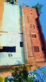 Good corner house on link road with 5 shops 1 floor mill